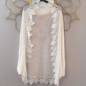 White lace kimono